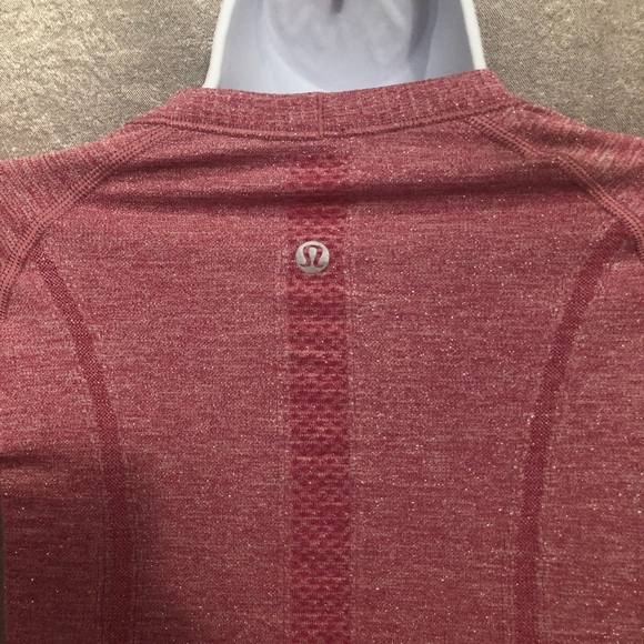 🎁NWT🎁 Lululemon Swiftly tech crew Sz. 2 - Picture 6 of 6